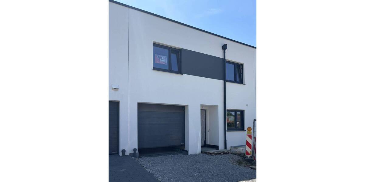 Reihenmittelhaus Gütersloh Innenstadt - 4 Zimmer, 133 m&sup2;, 483.950&euro; | Angebot:25708837