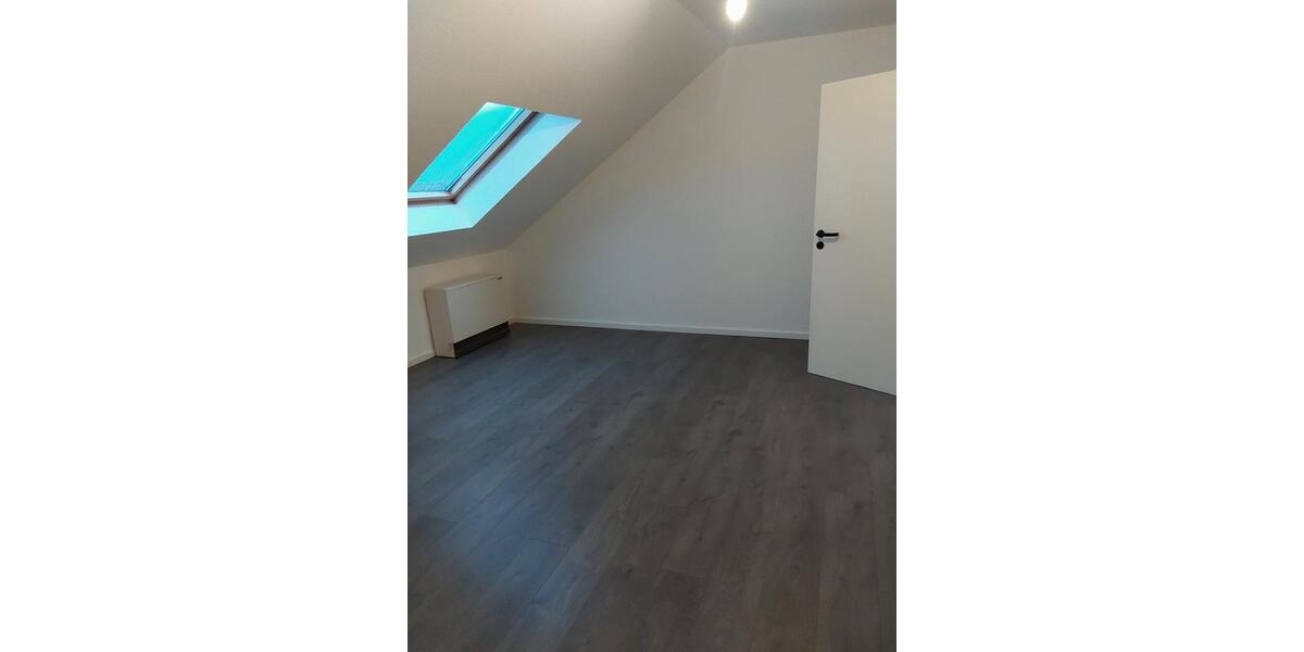 Dachgeschoßwohnung Paderborn Elsen - 3 Zimmer, 78 m&sup2;, 522&euro; | Angebot:26611632