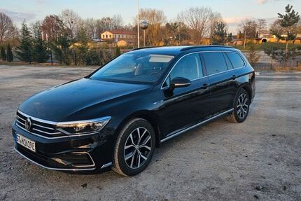 VW Passat Variant 90.000 km 19.500 &euro; Rietberg 33397