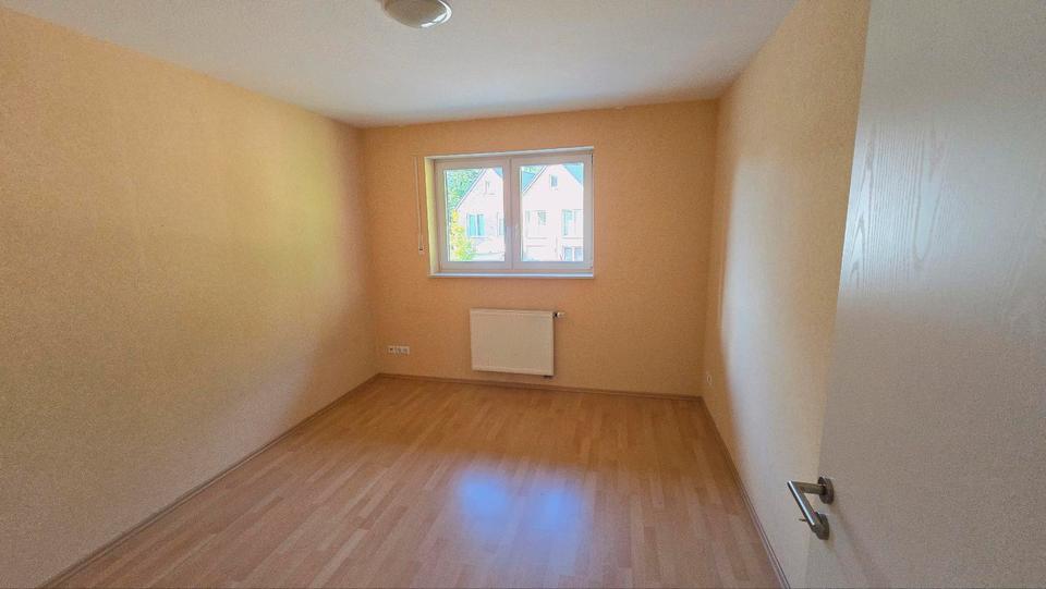 Etagenwohnung Gütersloh - 3 Zimmer, 117 m&sup2;, 1.200&euro; | Angebot:25865891