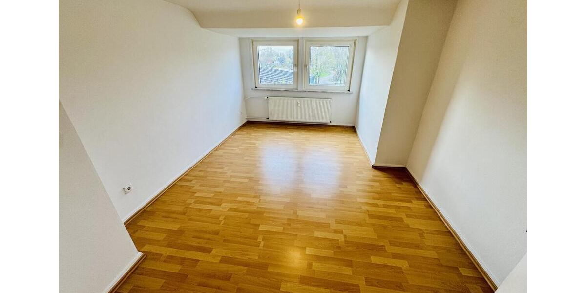 Dachgeschoßwohnung Bad Sassendorf - 4 Zimmer, 79 m&sup2;, 450&euro; | Angebot:26606251