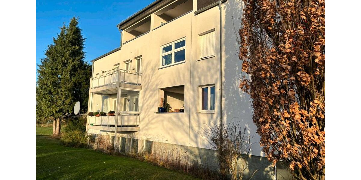 Etagenwohnung Lippstadt Overhagen - 3 Zimmer, 100 m&sup2;, 1.000&euro; | Angebot:26022987