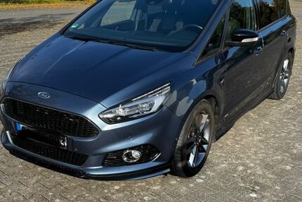 Ford S-Max 98.950 km 21.999 &euro; Rheda-Wiedenbrück 33378