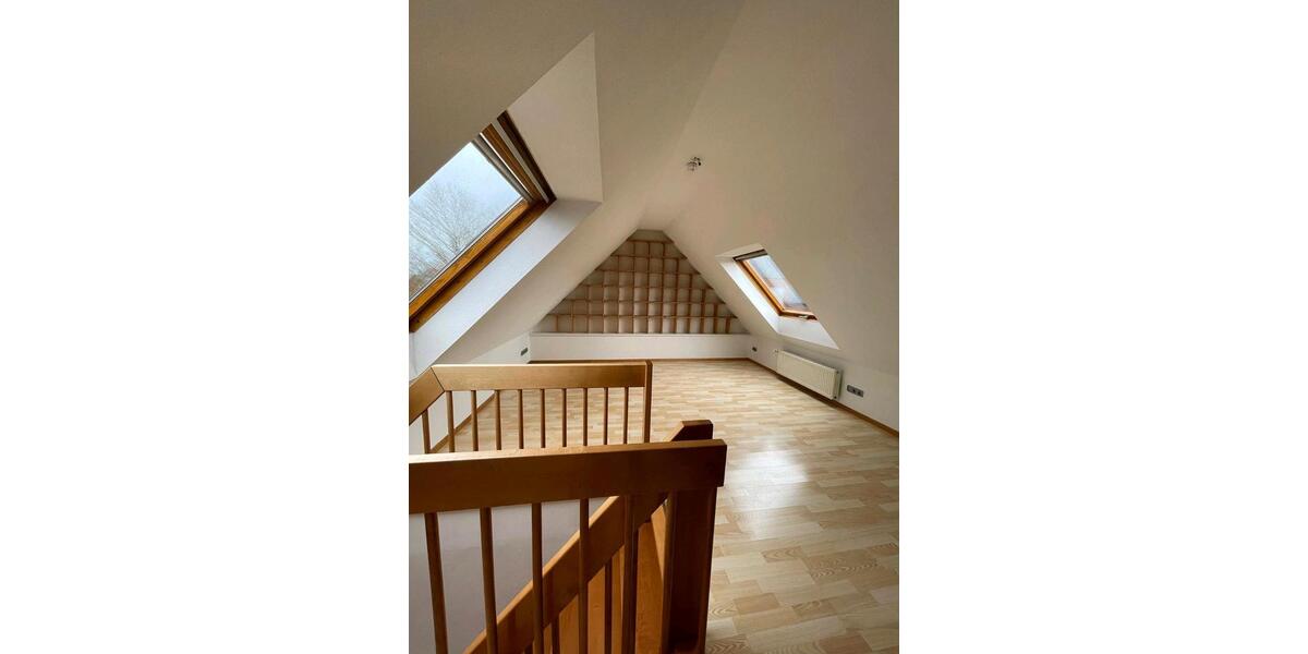 Dachgeschoßwohnung Herzebrock-Clarholz Clarholz - 4 Zimmer, 100 m&sup2;, 820&euro; | Angebot:26704297