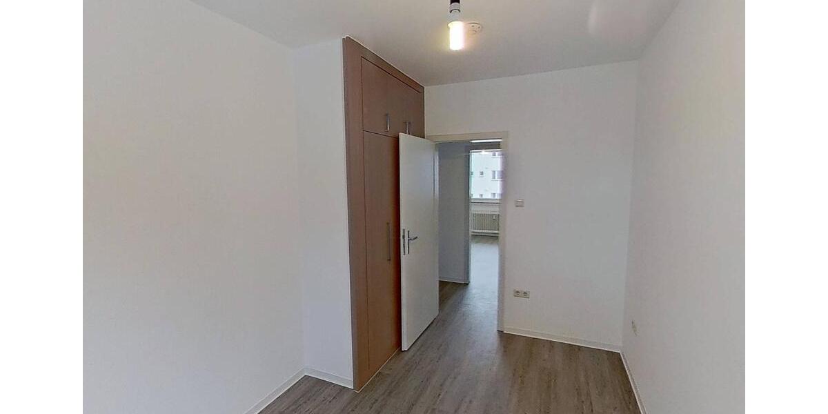 Etagenwohnung Paderborn - 3 Zimmer, 70 m&sup2;, 593&euro; | Angebot:24570702