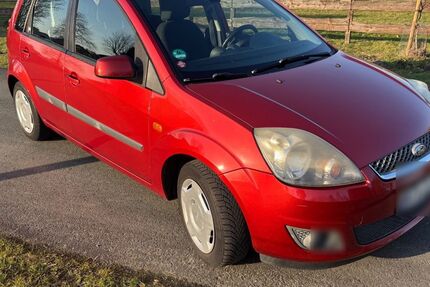 Ford Fiesta 131.790 km 3.000 &euro; Rheda-Wiedenbrück 33378