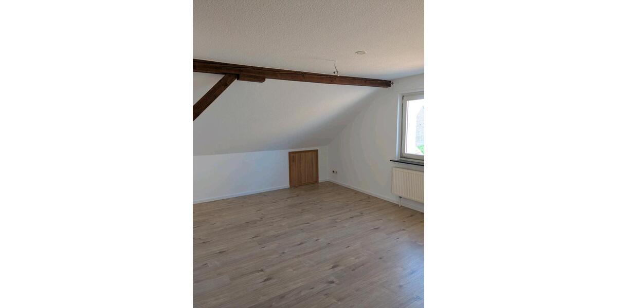 Dachgeschoßwohnung Lippetal - 2 Zimmer, 65 m&sup2;, 450&euro; | Angebot:26704955