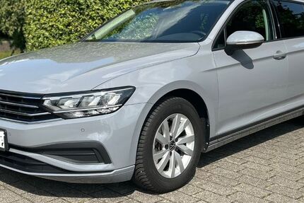 VW Passat Variant 71.200 km 19.099 &euro; Rheda-Wiedenbrück 33378