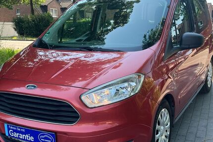 Ford Tourneo Courier 114.200 km 6.499 &euro; Paderborn 33100