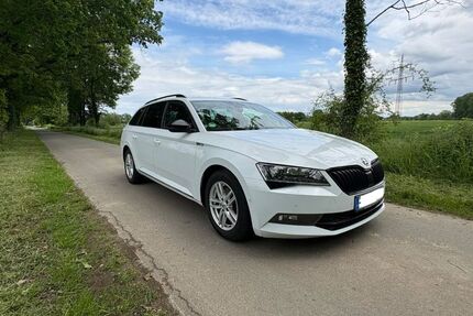 Skoda Superb 107.979 km 22.990 &euro; Rietberg 33397