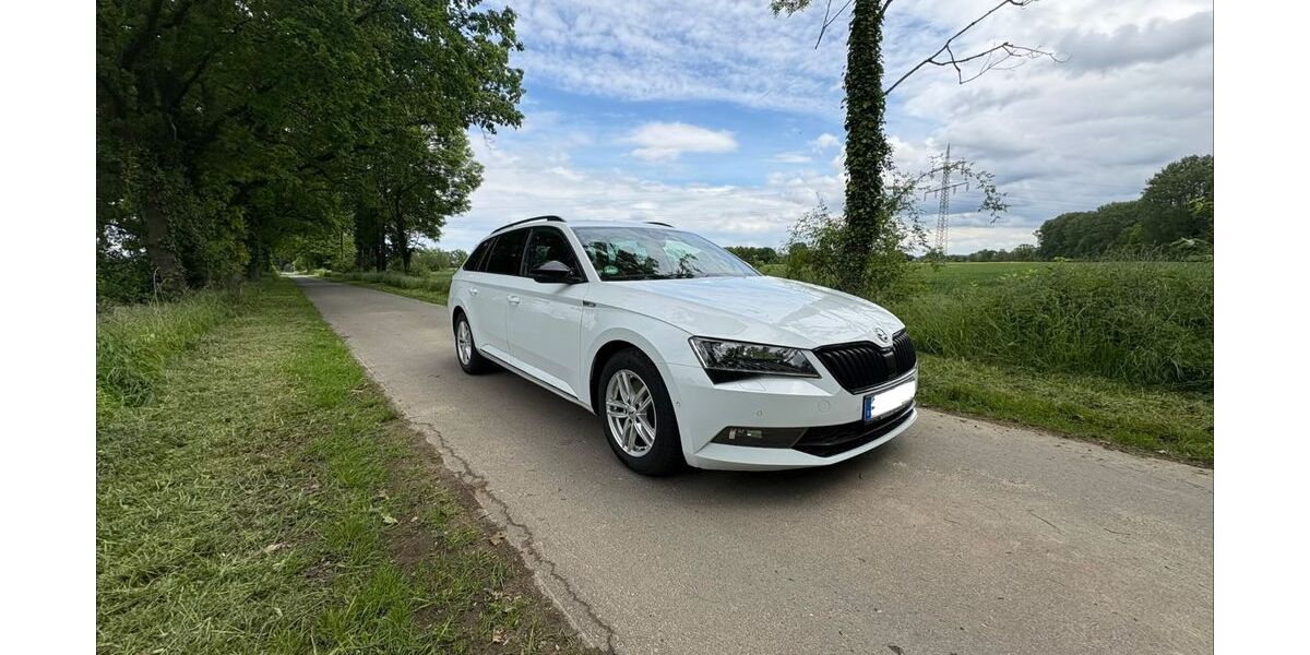 Skoda Superb 107.979 km 22.990 &euro; Rietberg 33397