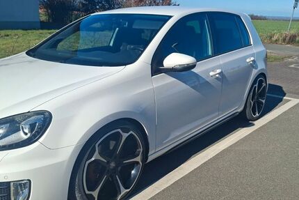 VW Golf 98.650 km 13.850 &euro; Bad Sassendorf 59505