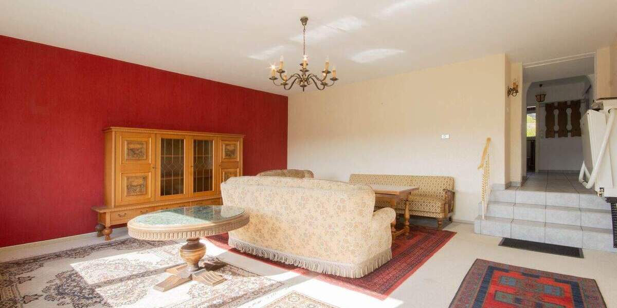 Einfamilienhaus Warstein Hirschberg - 5 Zimmer, 136 m&sup2;, 179.000&euro; | Angebot:25880169