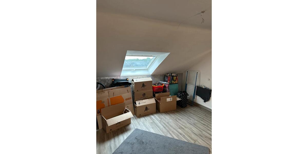 Dachgeschoßwohnung Lippstadt - 2 Zimmer, 50 m&sup2;, 620&euro; | Angebot:26566422