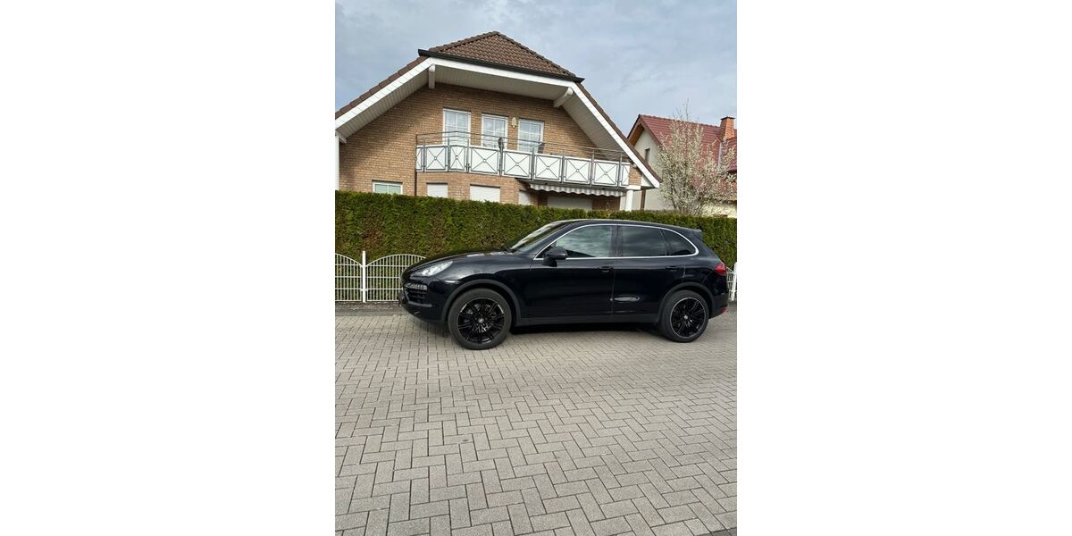 Porsche Cayenne 244.000 km 15.750 &euro; Paderborn 33104