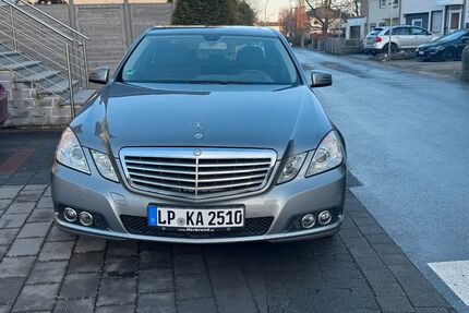 Mercedes-Benz E 220 148.000 km 13.900 &euro; Lippstadt 59556