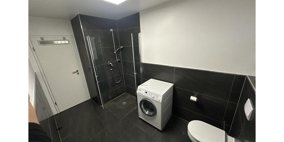 Terrassenwohnung Gütersloh - 5 Zimmer, 155 m&sup2;, 1.950&euro; | Angebot:25837297