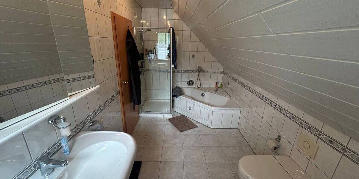 Einfamilienhaus Büren / Wewelsburg Wewelsburg - 8 Zimmer, 178 m&sup2;, 295.000&euro; | Angebot:26715727