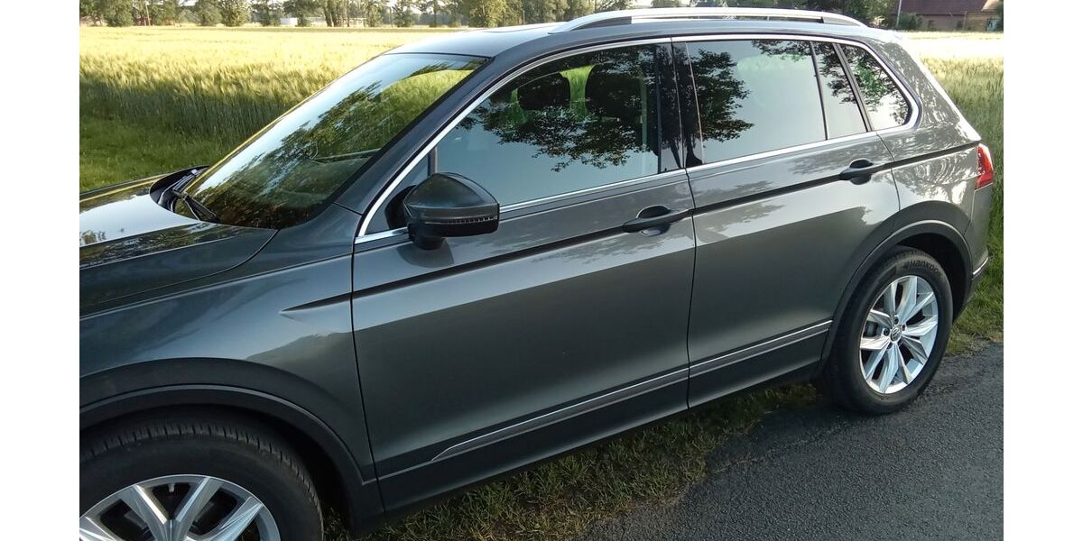 VW Tiguan 98.800 km 21.500 &euro; Gütersloh 33330