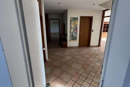 Wohnung Rheda-Wiedenbrück Wiedenbrück - 3 Zimmer, 160 m&sup2;, 800&euro; | Angebot:27111705