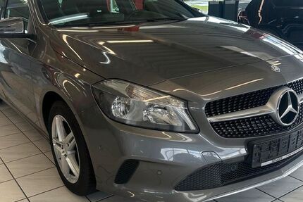 Mercedes-Benz A 200 127.300 km 14.999 &euro; Paderborn 33100