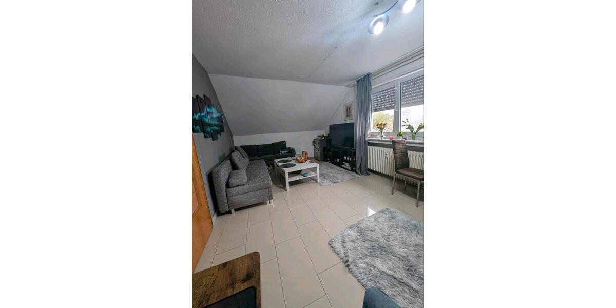 Dachgeschoßwohnung Gütersloh - 3 Zimmer, 50 m&sup2;, 825&euro; | Angebot:26040085