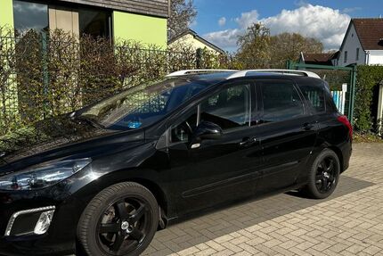 Peugeot 308 142.988 km 4.990 &euro; Soest 59494