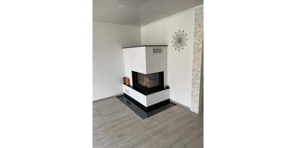 Bungalow Warstein - 8 Zimmer, 207 m&sup2;, 359.000&euro; | Angebot:25445826