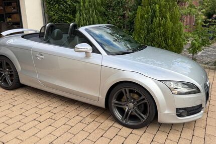 Audi TT 111.800 km 11.200 &euro; Delbrück 33129