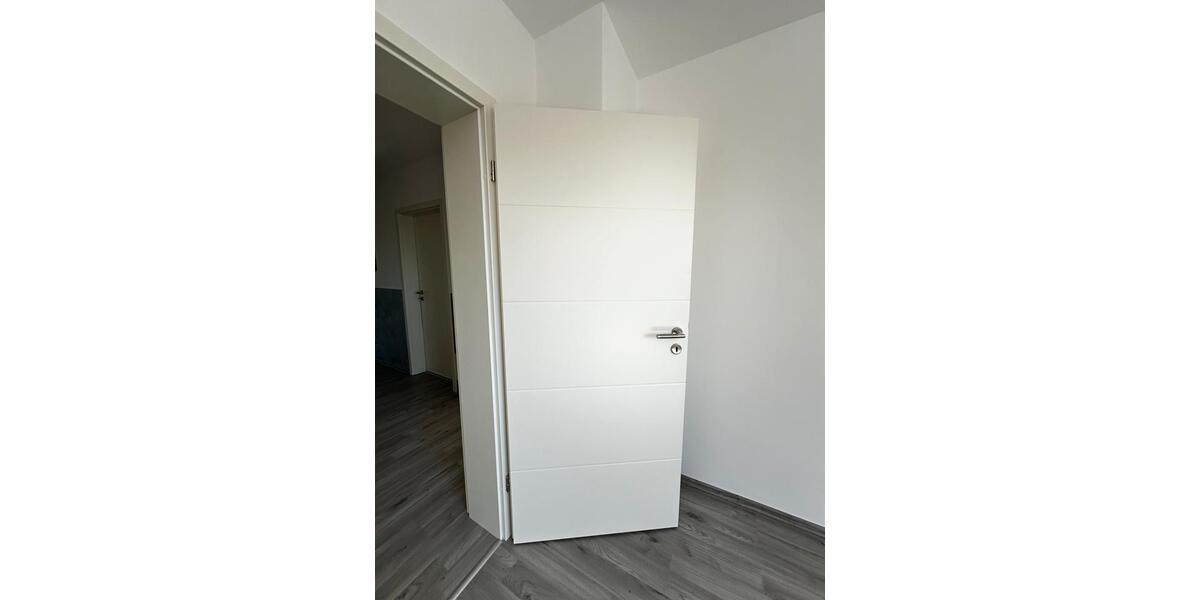 Dachgeschoßwohnung Lippstadt Overhagen - 3 Zimmer, 104 m&sup2;, 1.000&euro; | Angebot:25972345