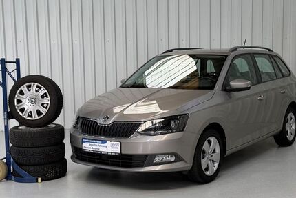 Skoda Fabia 88.000 km 9.450 &euro; Lippstadt 59555