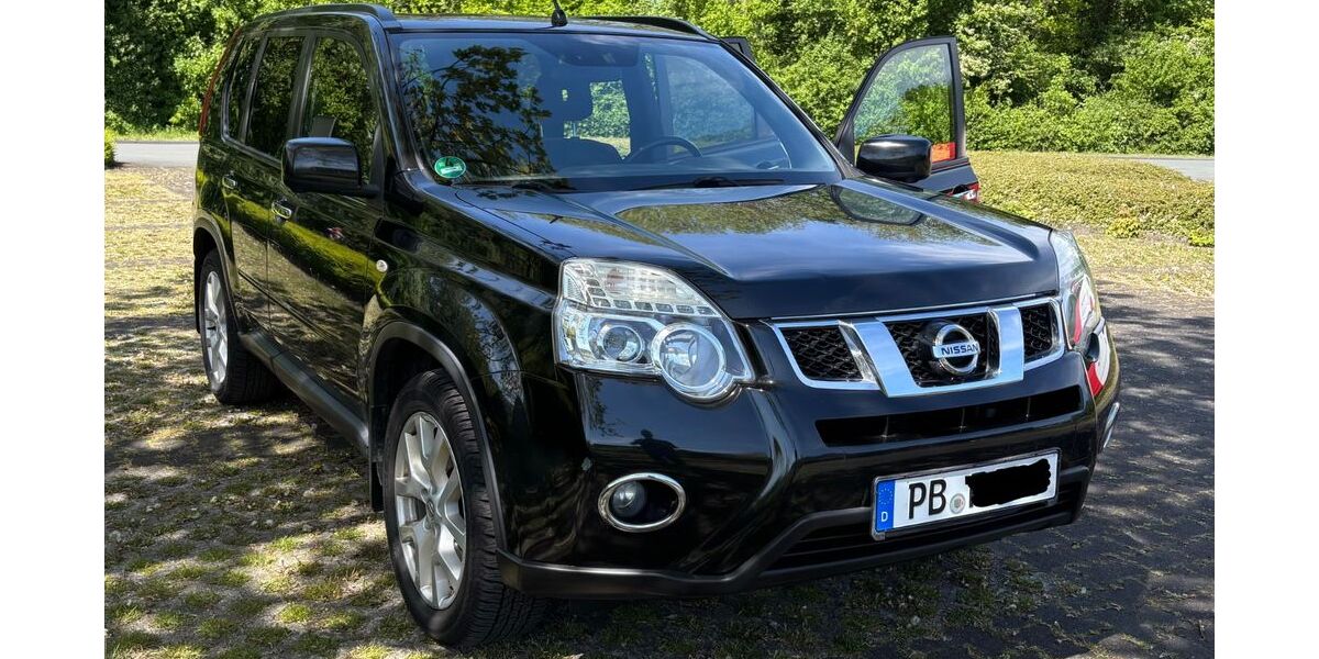 Nissan X-Trail 273.890 km 7.999 &euro; Paderborn 33102