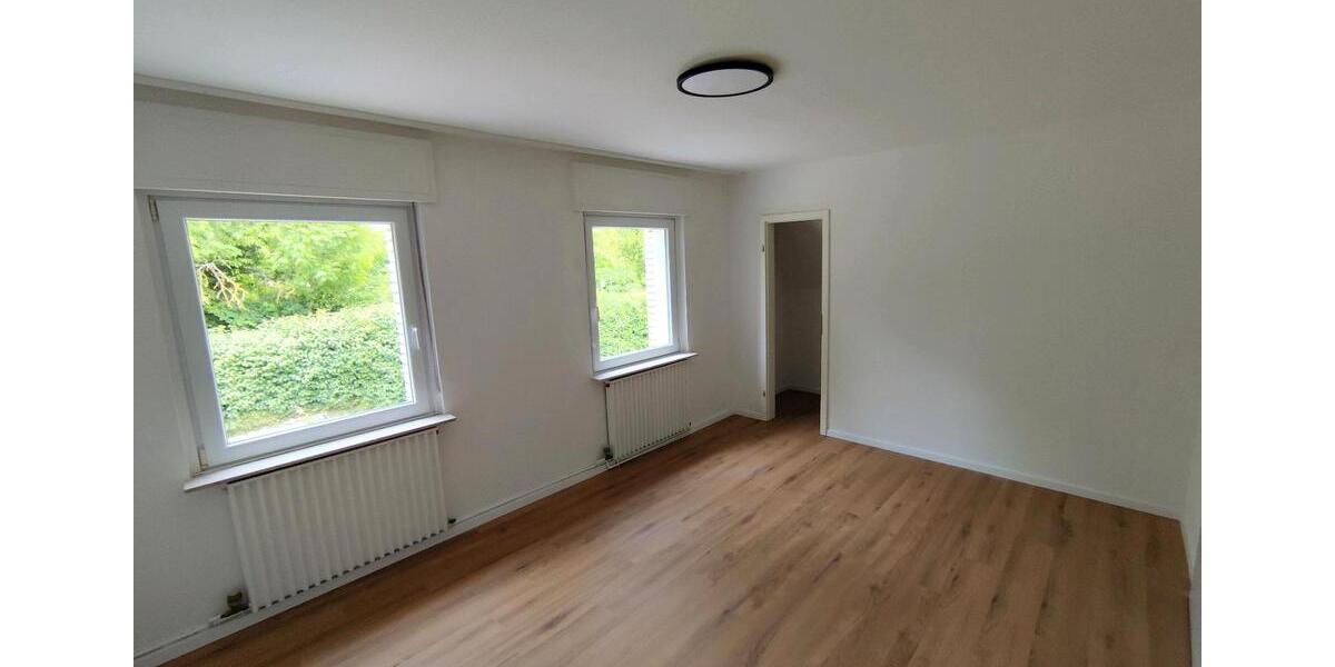 Dachgeschoßwohnung Erwitte - 4 Zimmer, 90 m&sup2;, 939&euro; | Angebot:26701737
