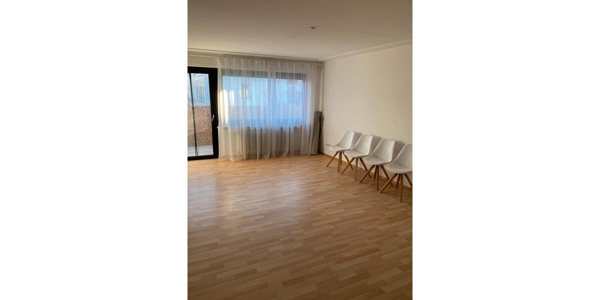 Etagenwohnung Lippstadt - 1 Zimmer, 76 m&sup2;, 880&euro; | Angebot:26592540