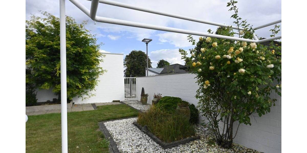 Mehrfamilienhaus, Wohnhaus Lippstadt Rixbeck - 1 Zimmer, 590.000&euro; | Angebot:25821096