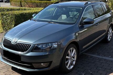 Skoda Octavia 114.223 km 11.700 &euro; Paderborn 33104