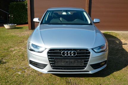 Audi A4 11.850 km 21.990 &euro; Verl 33415