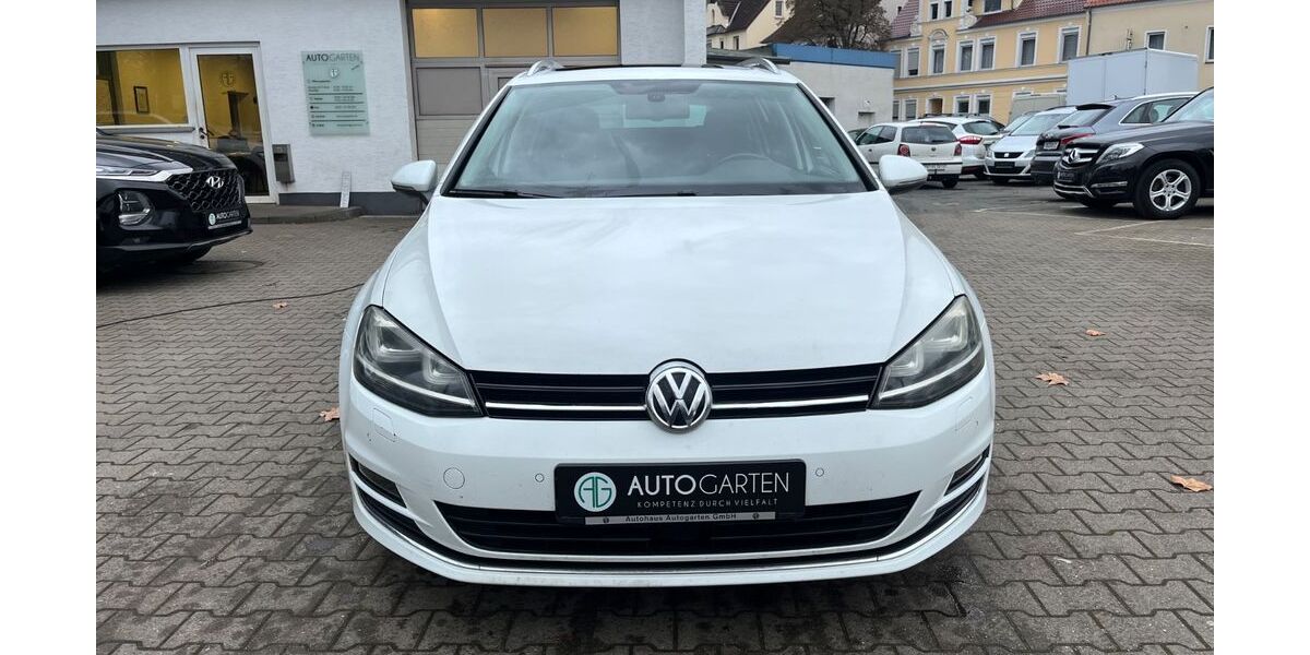 VW Golf 243.000 km 8.550 &euro; Paderborn 33098
