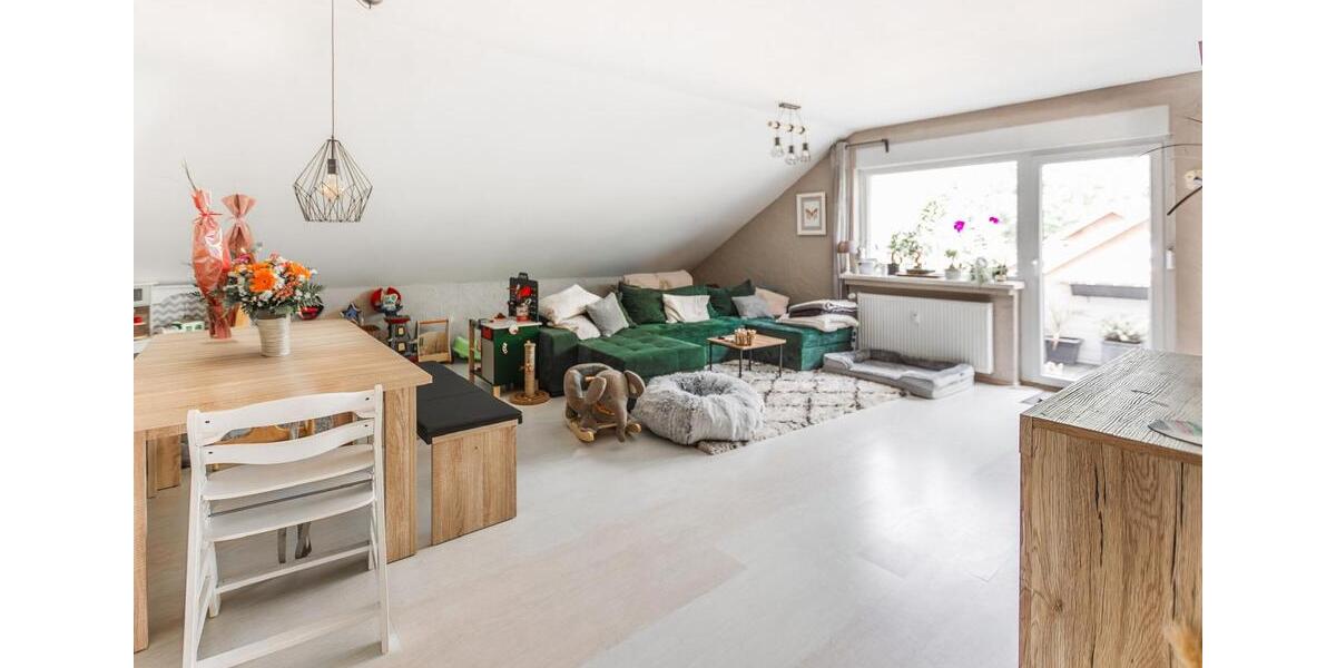 Dachgeschoßwohnung Paderborn Elsen - 3 Zimmer, 83 m&sup2;, 219.000&euro; | Angebot:26662206