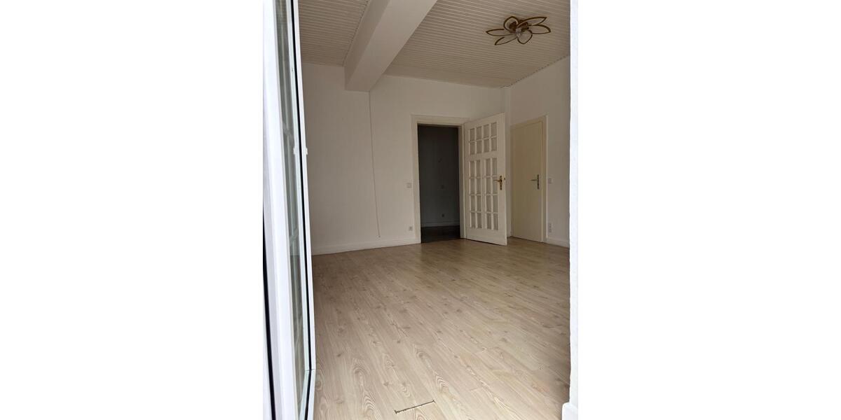 Etagenwohnung Warstein - 3 Zimmer, 124 m&sup2;, 1.100&euro; | Angebot:26648877