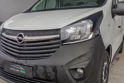 Opel Vivaro 113.250 km 11.990 &euro; Paderborn 33100