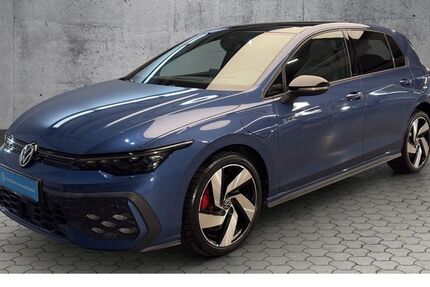 VW Golf 10.600 km 43.850 &euro; Paderborn 33100