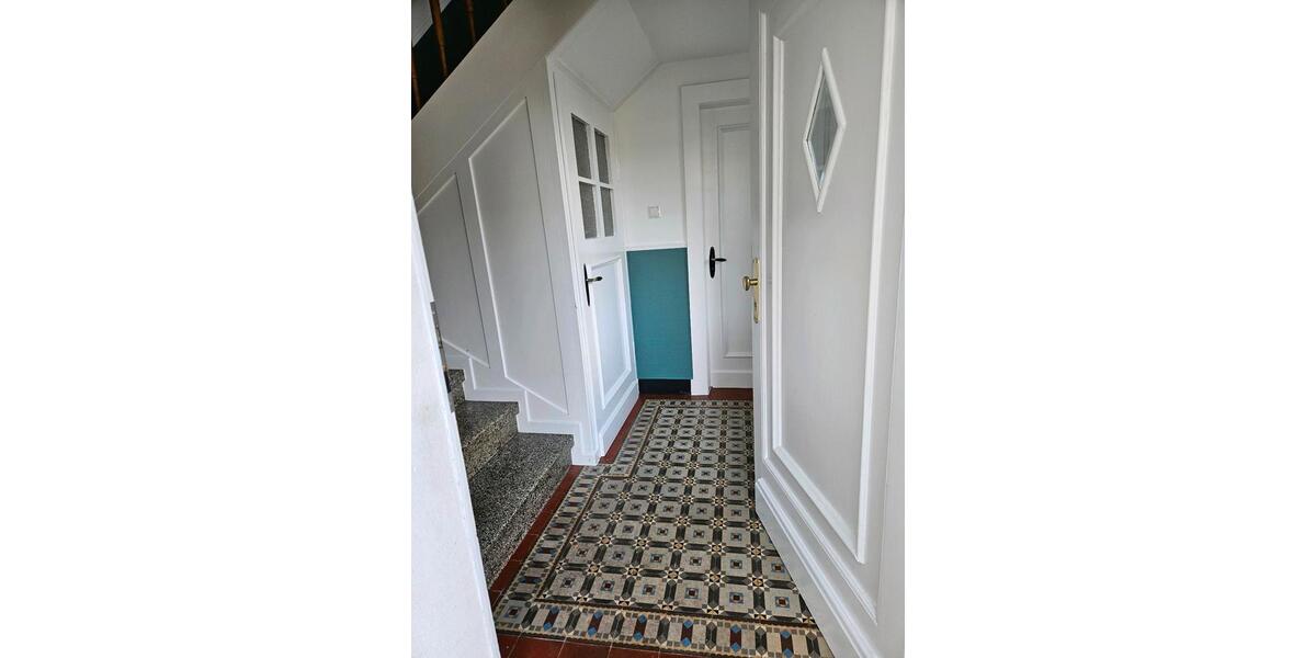 Dachgeschoßwohnung Gütersloh - 3 Zimmer, 45 m&sup2;, 590&euro; | Angebot:24454270