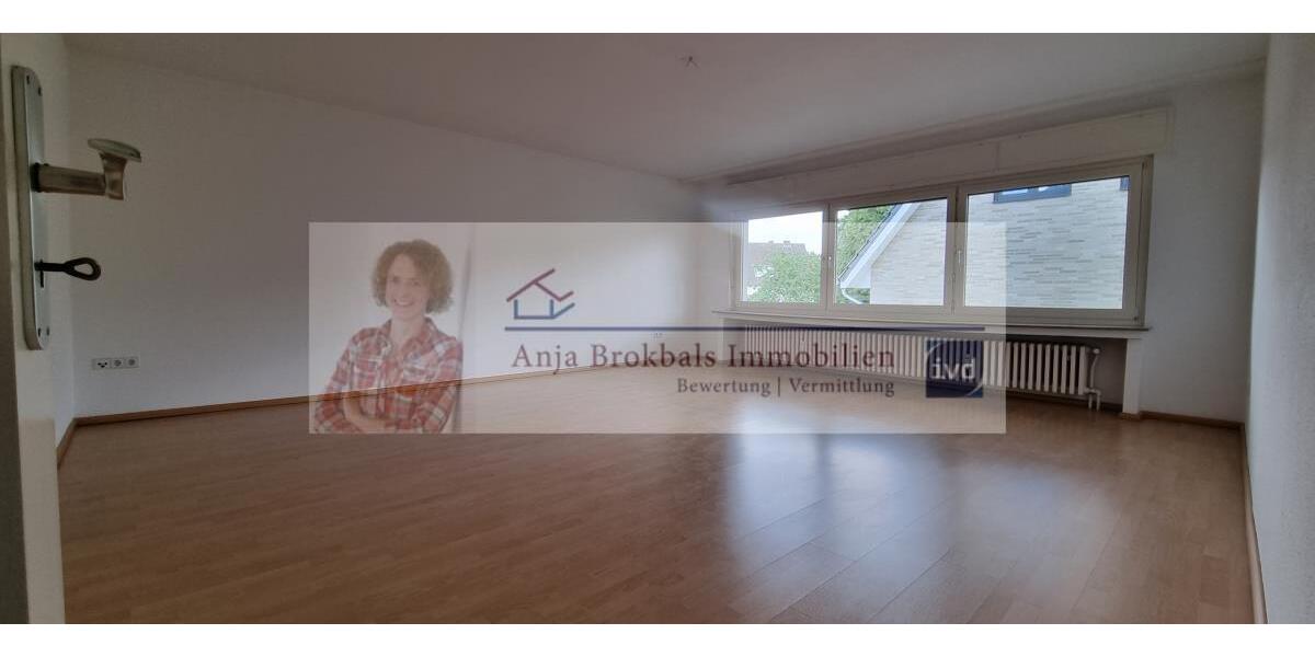 Gütersloh Nähe Miele: 2-Familienhaus mit 8 Garagen_provisionsfrei für Käufer - Zweifamilienhaus Gütersloh Kattenstroth | Angebot:16242774