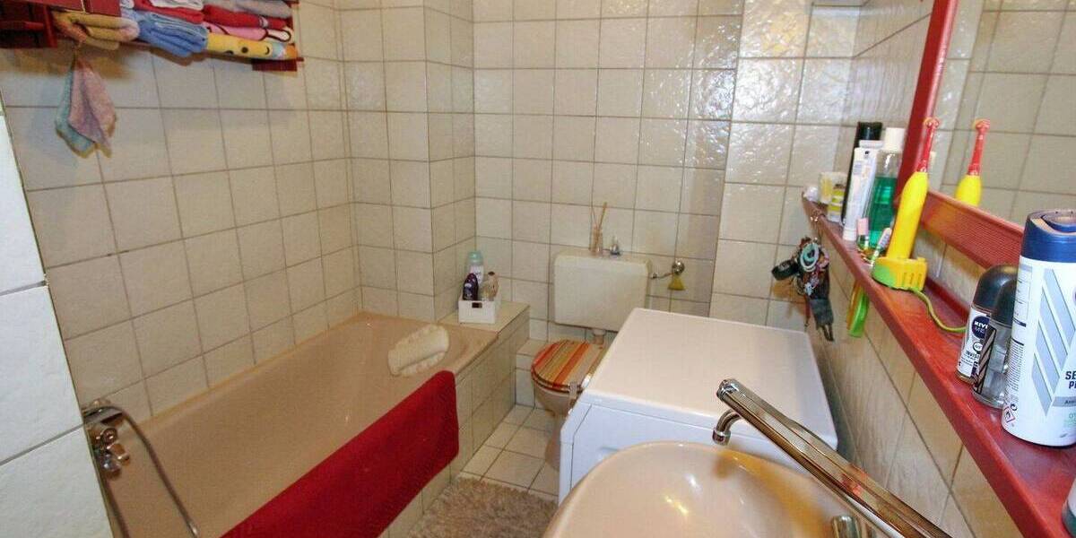 Etagenwohnung Büren - 2 Zimmer, 63 m&sup2;, 380&euro; | Angebot:26881842