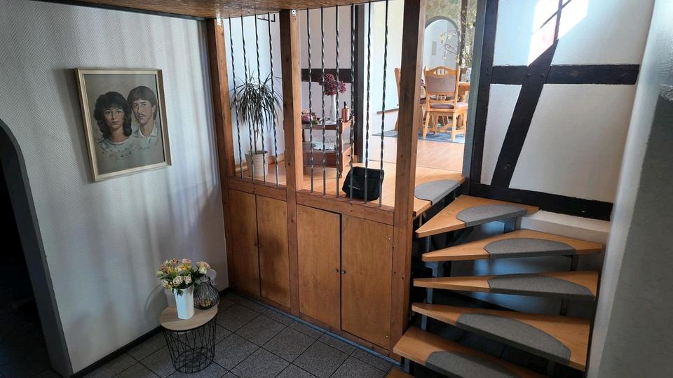 Einfamilienhaus Welver - 11 Zimmer, 350 m&sup2;, 650.000&euro; | Angebot:25993465