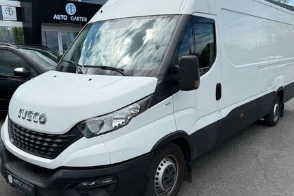 IVECO Andere 121.000 km 15.950 &euro; Paderborn 33106