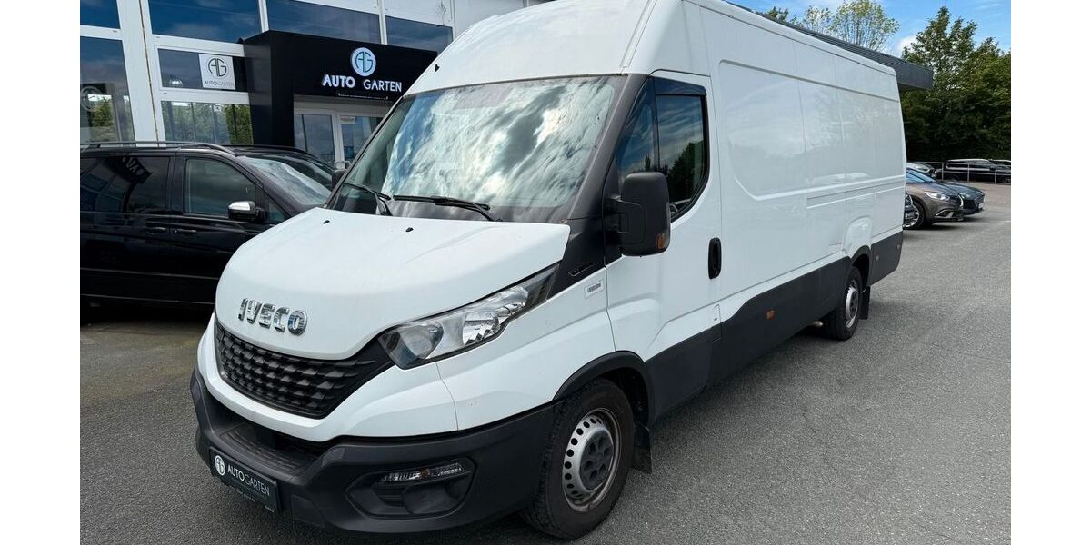 IVECO Andere 121.000 km 15.950 &euro; Paderborn 33106