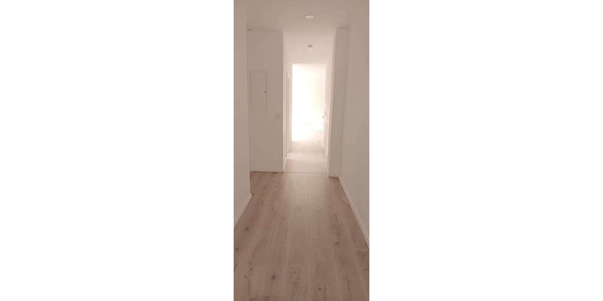 Etagenwohnung Lippstadt - 3 Zimmer, 75 m&sup2;, 640&euro; | Angebot:23553644