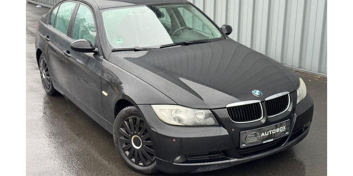 BMW 318 308.982 km 3.299 &euro; Rheda-Wiedenbrück 33378